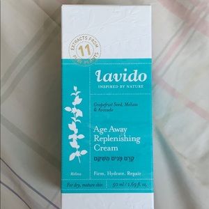 Age away replenishing cream lavido!!!